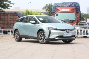 微蓝VELITE 6 纯电动